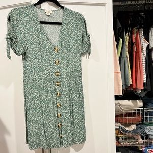 SKY AND SPARROW Dress (W Medium)